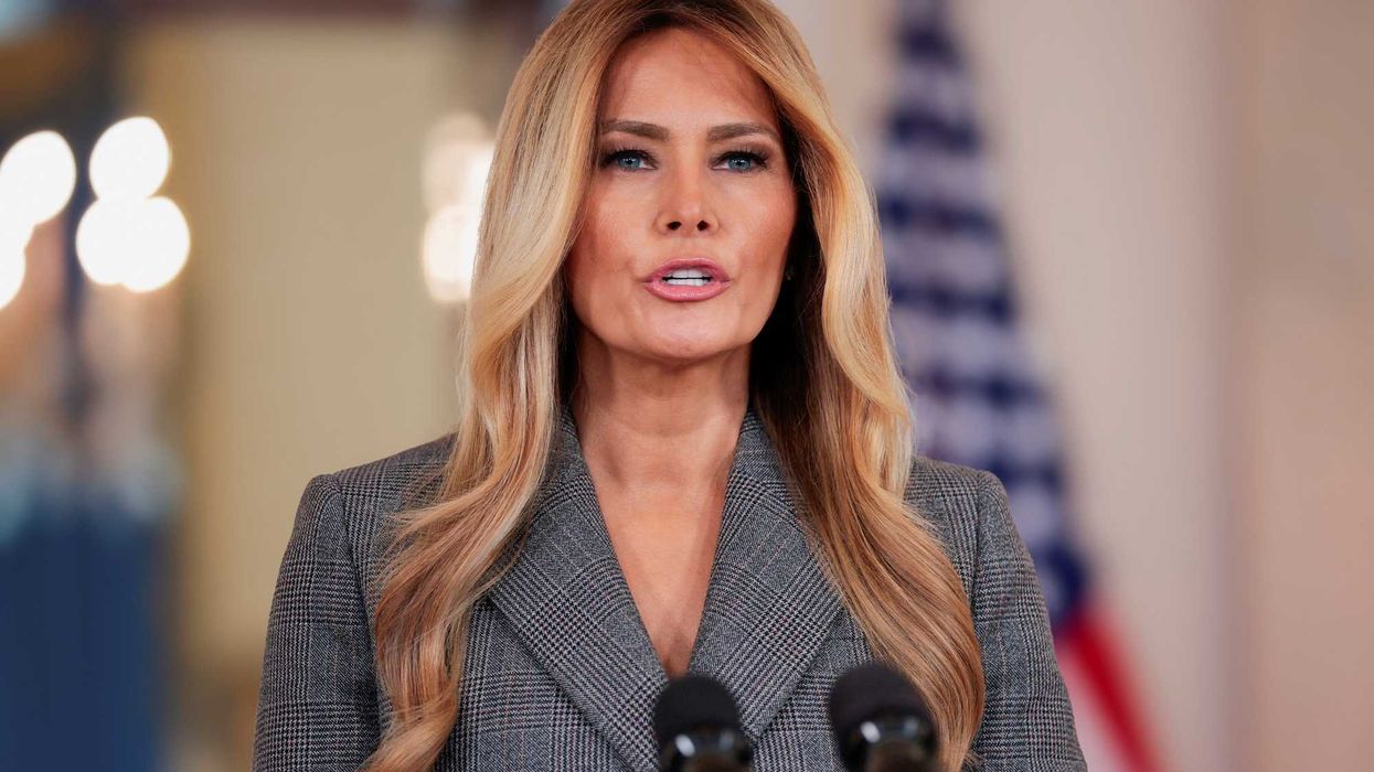 Epstein recruiter's FBI note contradicts Melania story — and may have ...