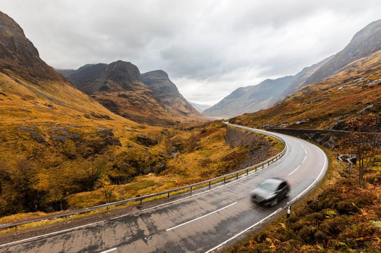 Man drives 3 hours and hikes in the rain to find 'favourite view in ...
