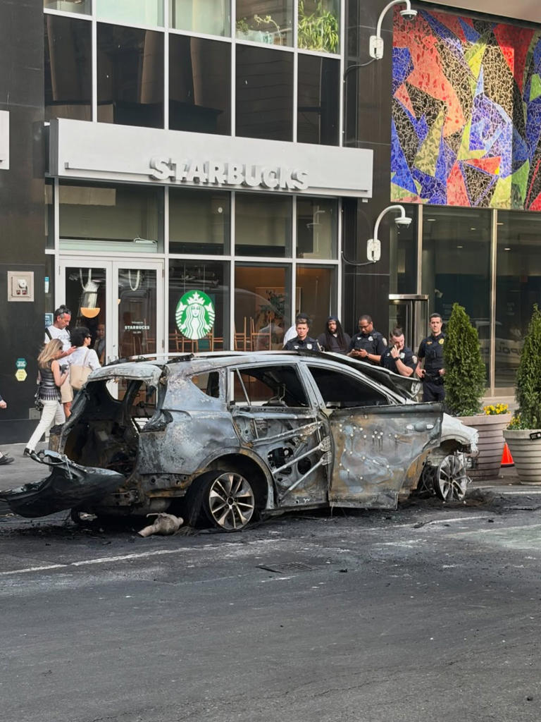 Insane video shows MTA car explode in huge NYC fireball near Wall ...