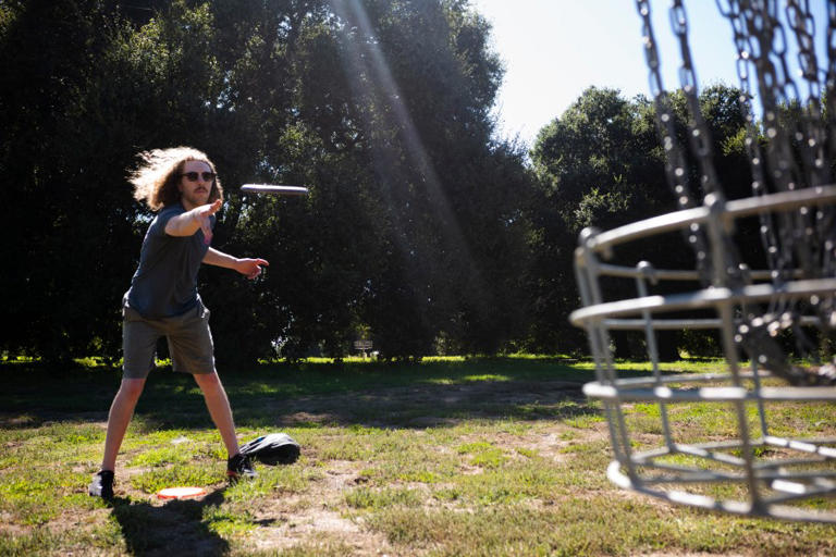 Disc golf takes Hawaiʻi by storm this summer: Where to find courses