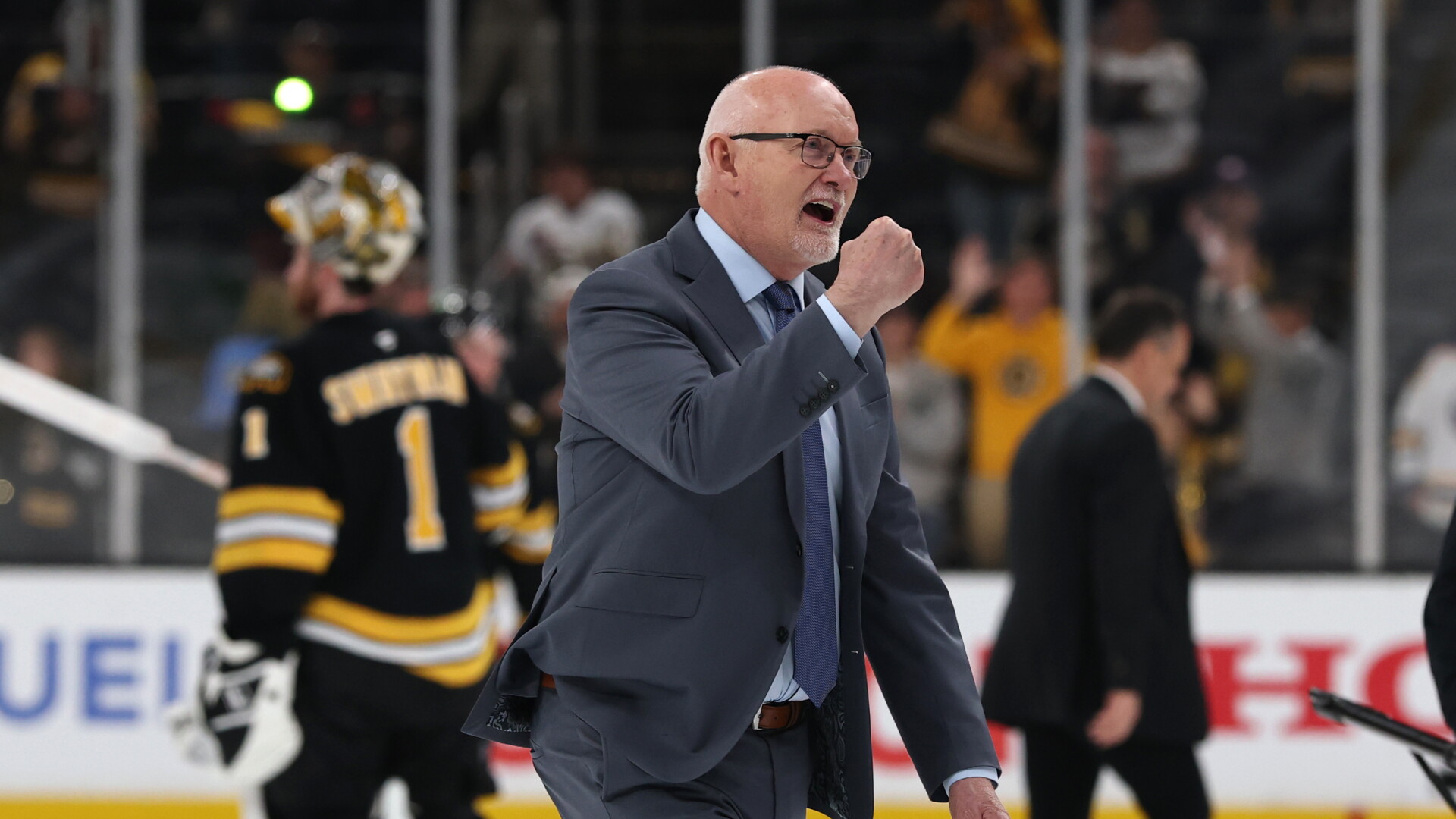 Sabres reward coach Lindy Ruff with 2-year contract extension after ...