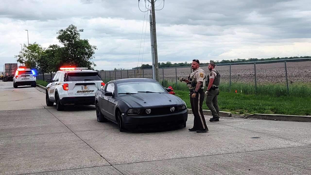 Madison County deputies arrest man after chase ends at Hamel truck stop