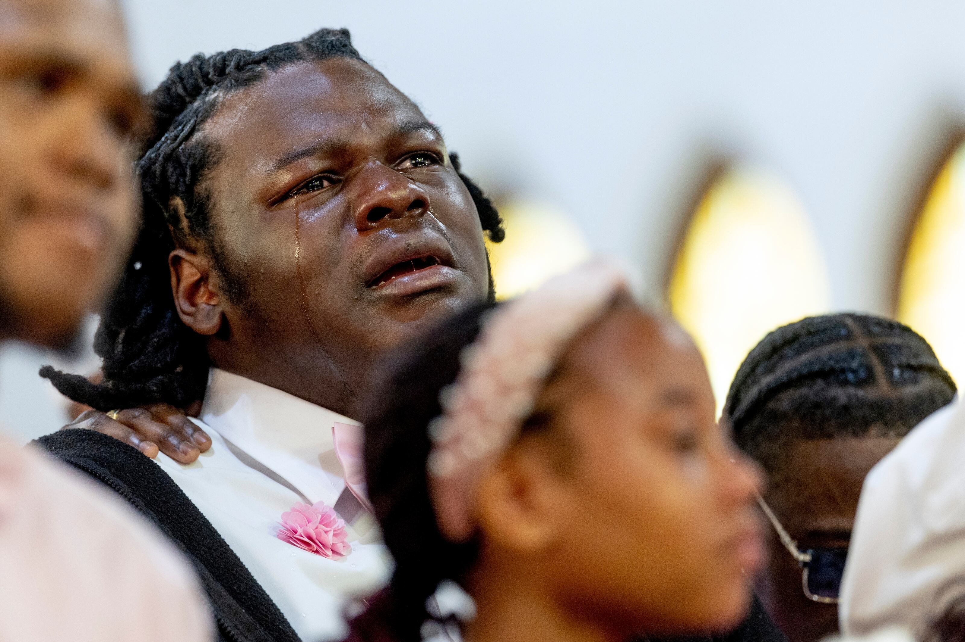 'Forever 9,' family, friends gather at funeral to remember girl killed ...