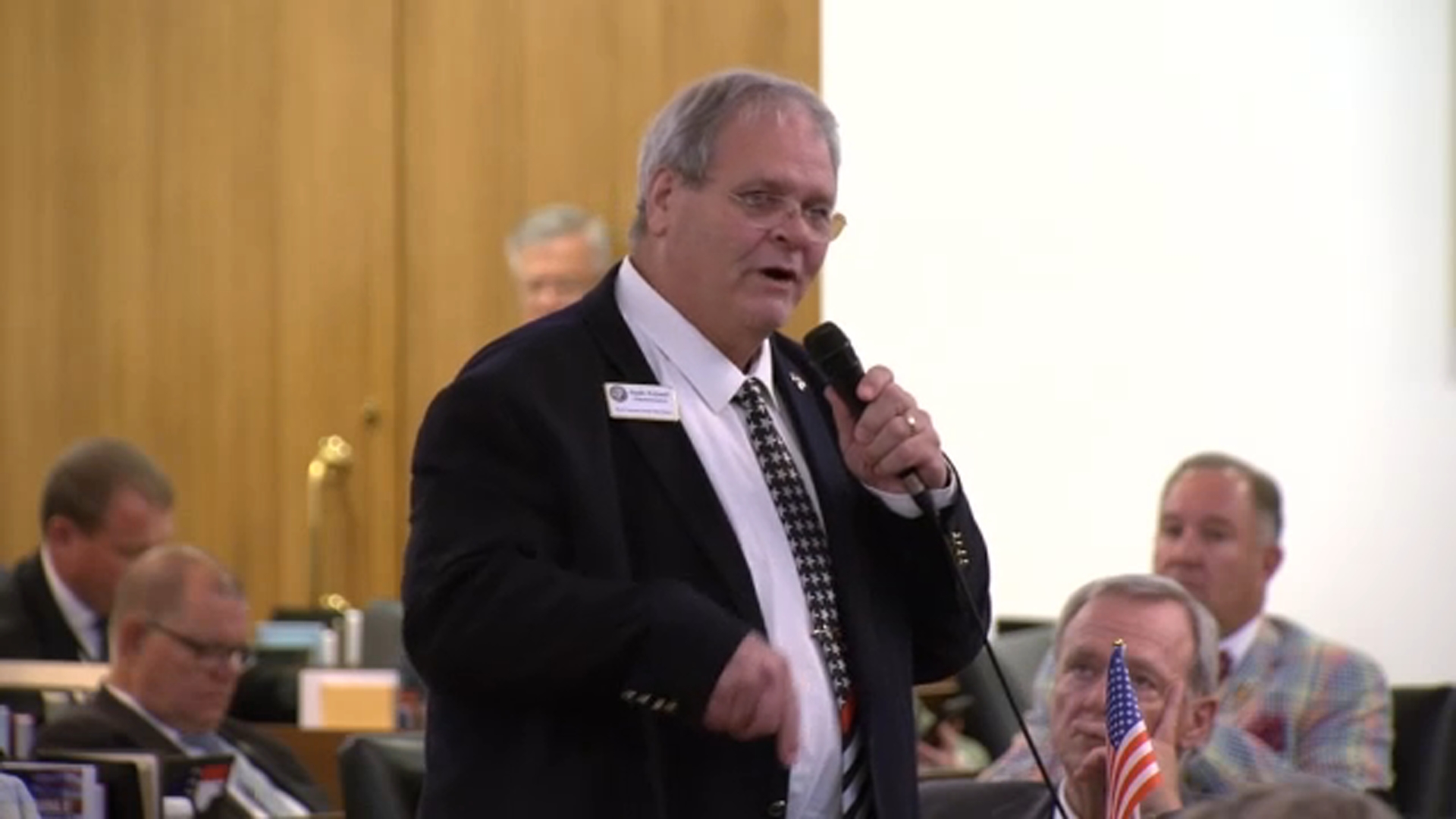 NC lawmakers back income tax cap measure for November ballot: 'States ...