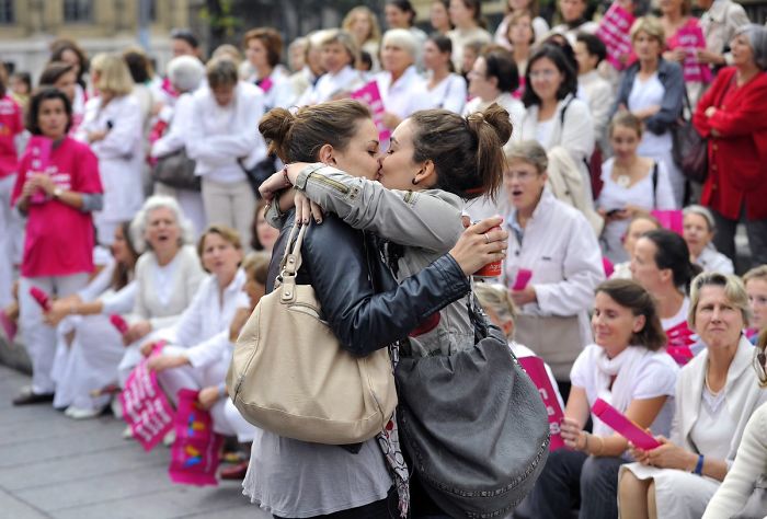 38 of the most powerful images of women protesters of all time