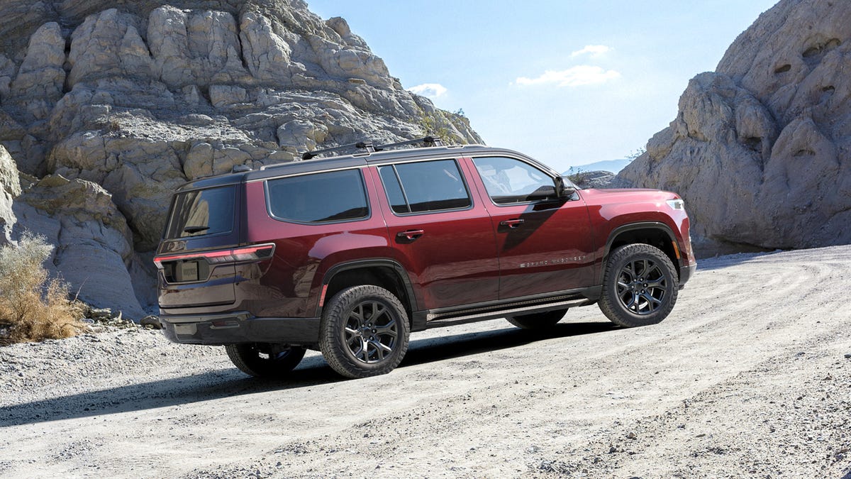 A Jeep and a Land Rover walk into a bar: Stellantis, Jaguar Land Rover ...