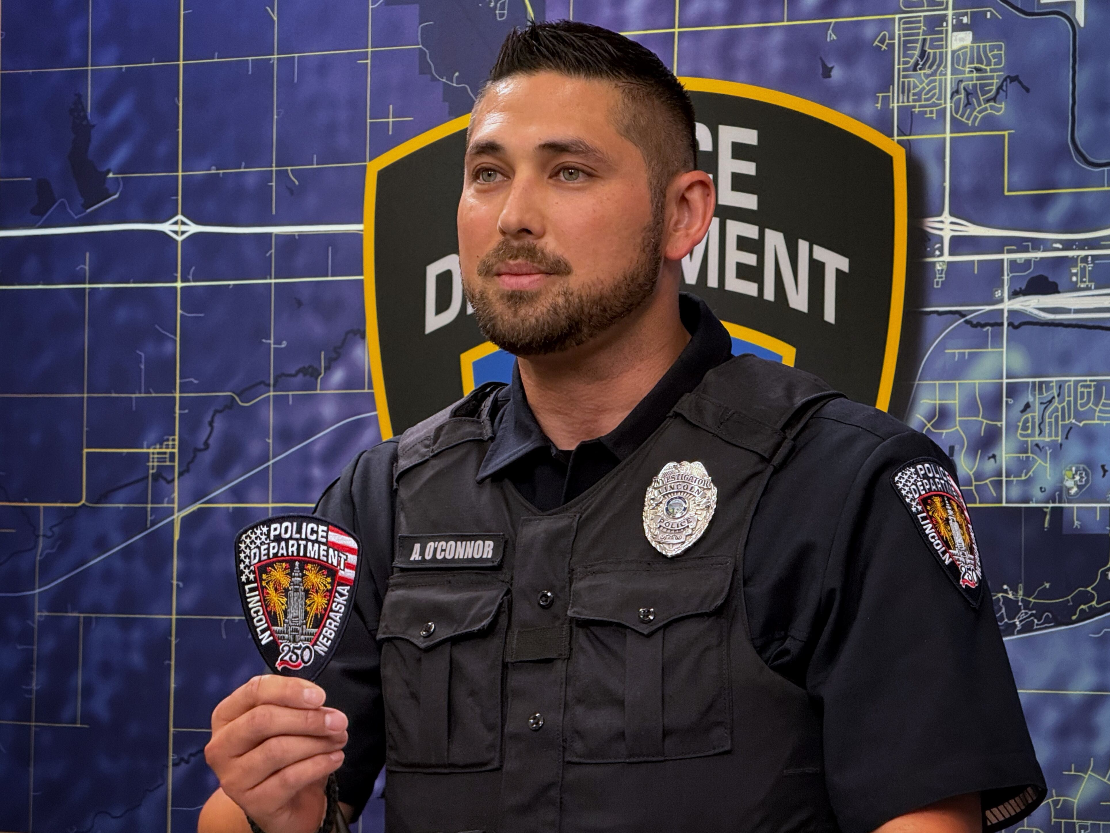 Lincoln Police Department unveils patch celebrating 250th anniversary of US