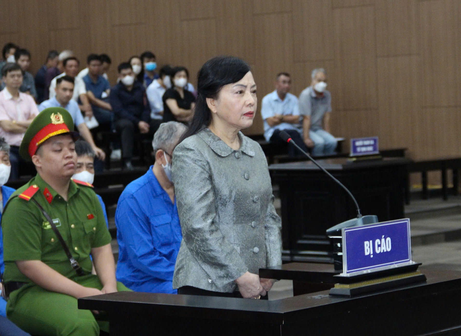 Cựu Bộ trưởng Kim Tiến không được đề nghị án treo, dù nộp thêm 1,1 tỷ đồng