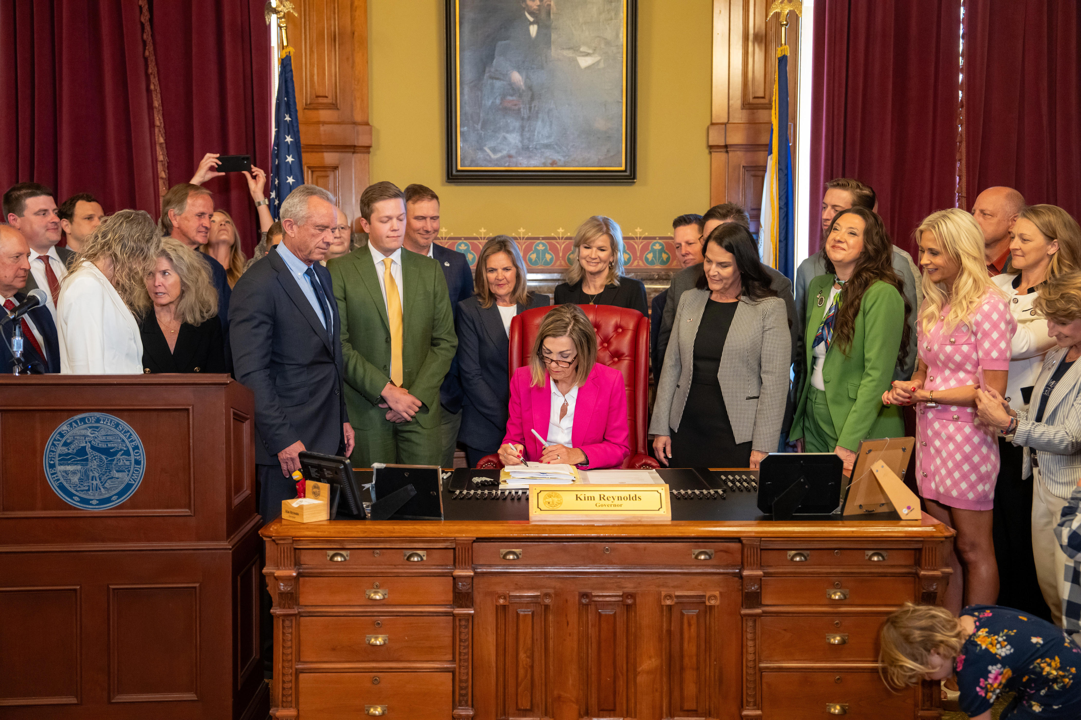 RFK Jr. on hand for Iowa MAHA bill signing with Gov. Kim Reynolds