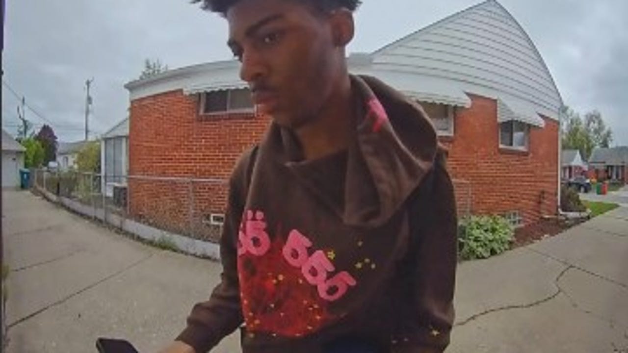 Eastpointe police searching for endangered 17-year-old who left home in ...