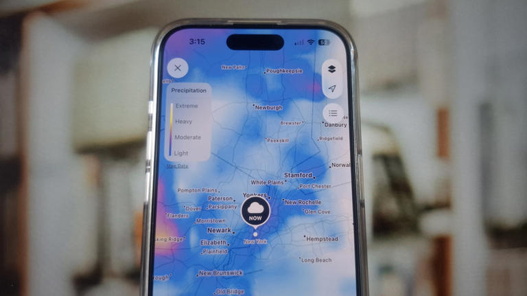 4 cool things you didn't know your iPhone's weather app can do