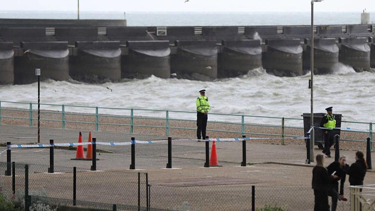 Three sisters identified in Brighton beach tragedy as family pay tribute