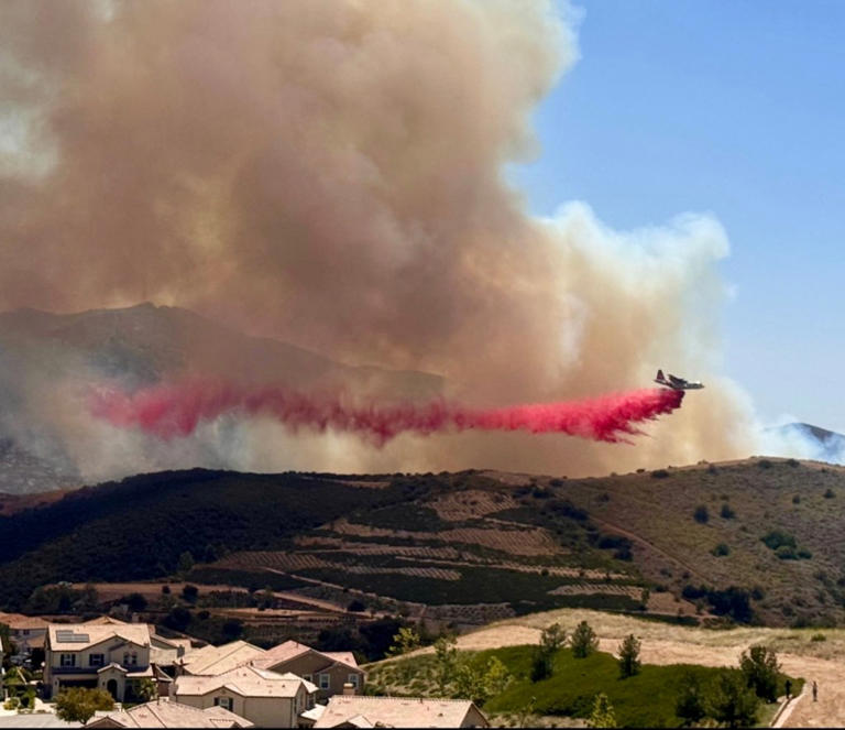Video shows devastating speed of SoCal wildfire — and firefighters ...