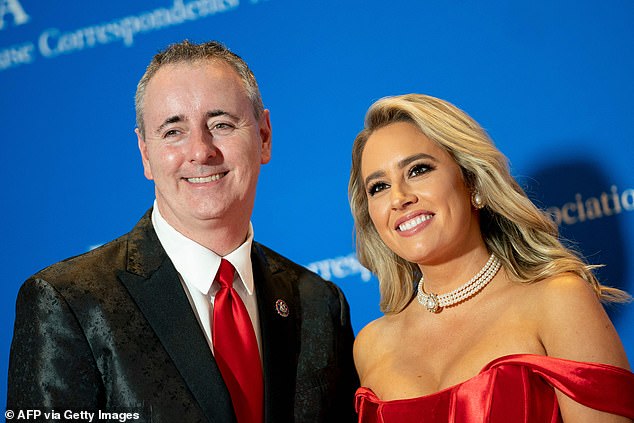 Trump's unhinged threat to Fox News reporter and her 'RINO' fiancé as ...