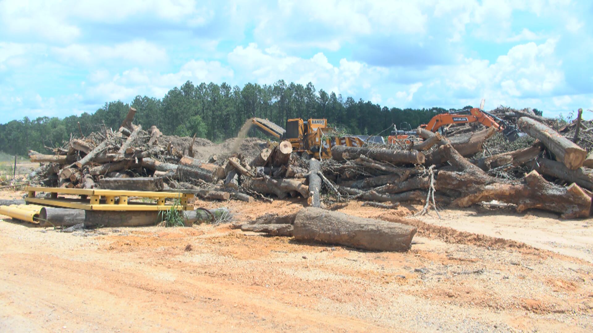 Lamar Co. hauls nearly 900 loads of debris in less than a week