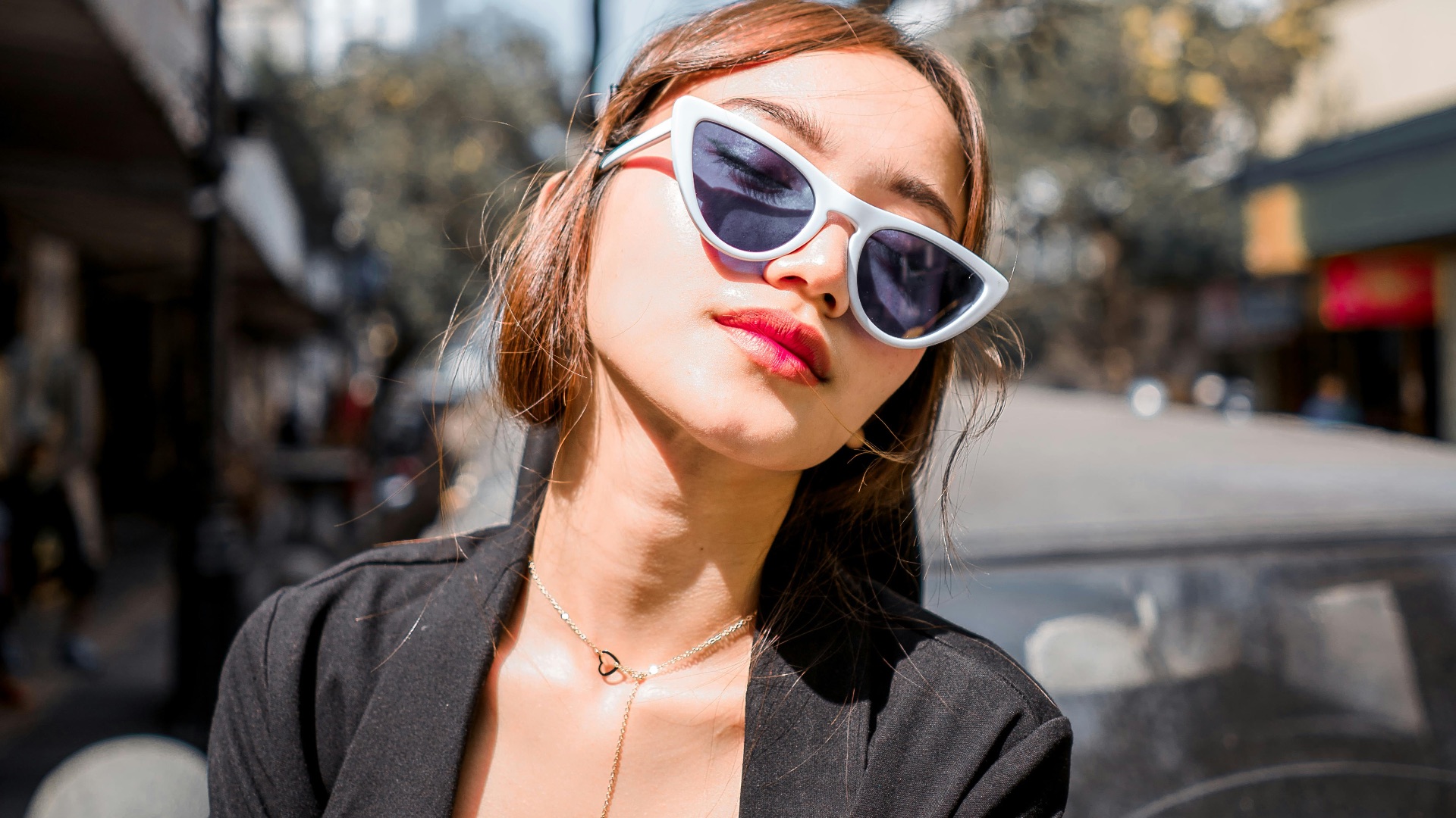 20 compliments women love receiving from other women