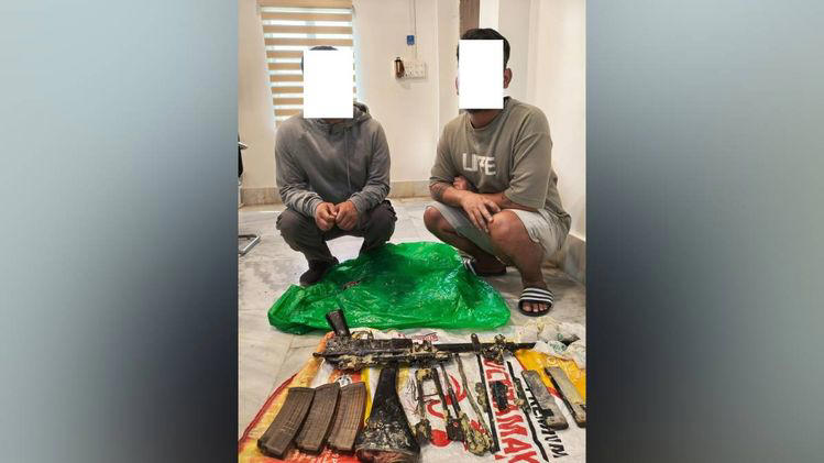 Manipur police arrest two UNLF(P) operatives with light machine gun in ...