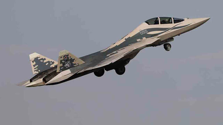 Video: Su-57D makes first flight and reveals a new phase of Russia’s ...