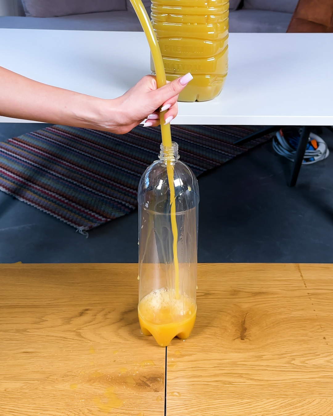 Quick juice transfer trick 🍊