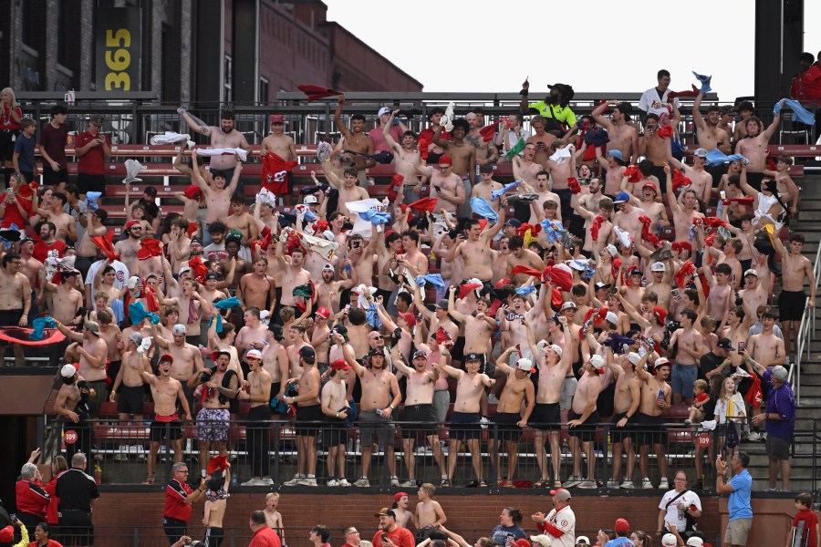 Cardinals create dedicated 'Tarps Off' fan section in right field bleachers