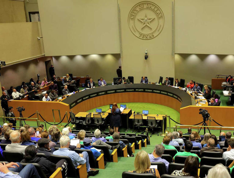 Dallas City Hall faces growing revolt over who gets to shape the city