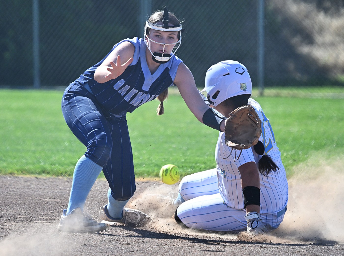 Will C Wood High softball upsets Pioneer, advances to SJS D4 title game