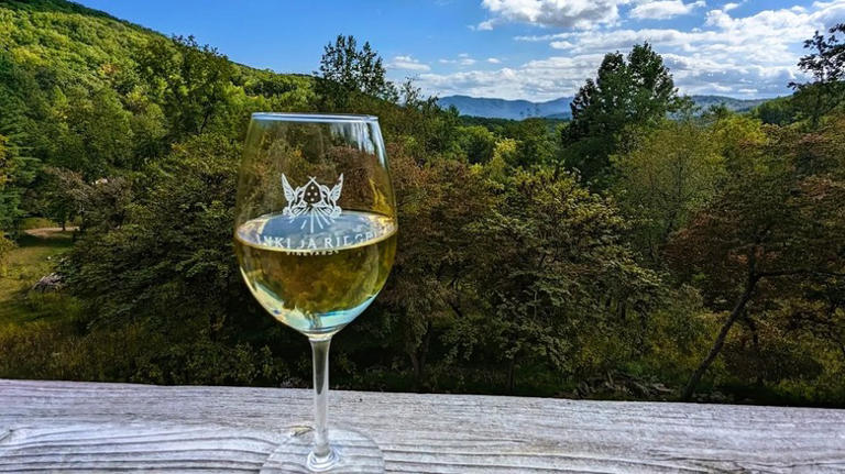Virginia's charming Blue Ridge town is a serene escape for cozy ...