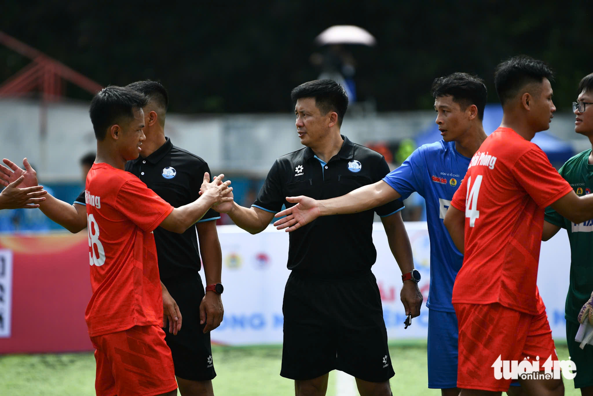 Trọng tài FIFA 'thổi lửa' vào Giải bóng đá công nhân, viên chức Việt Nam 2026