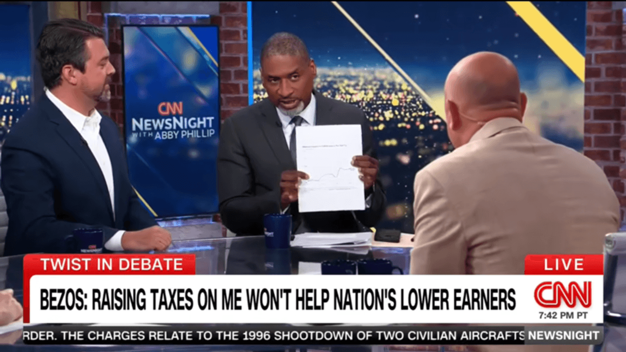 CNN panel comes unglued over Jeff Bezos's tax plan: 'What are you ...