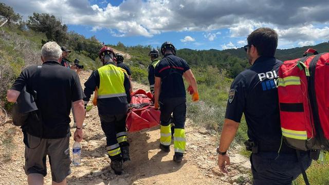 Complicado rescate en el norte de Ibiza: una senderista se rompe el ...