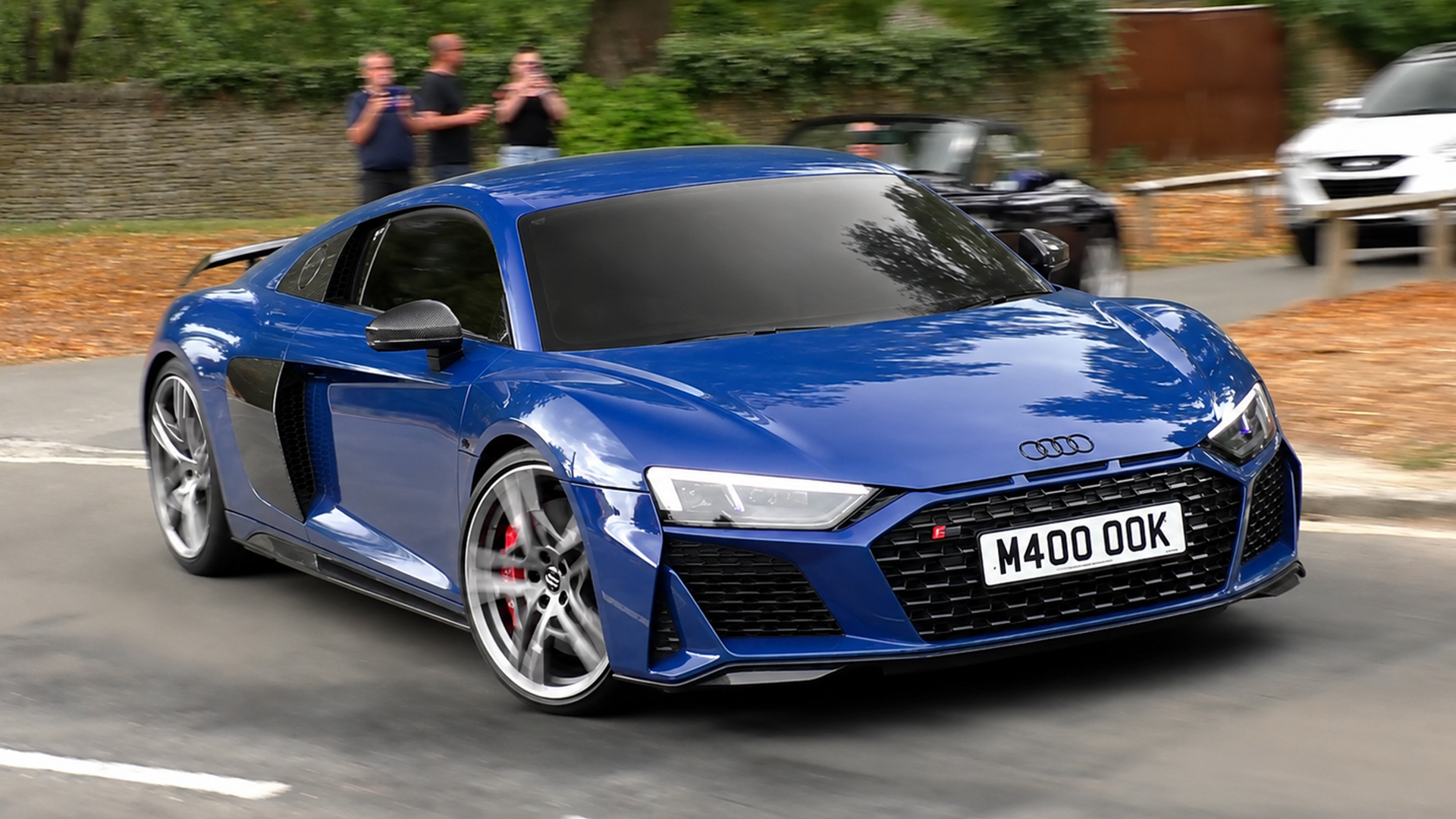 Millionaire’s blue Audi R8 makes a stylish car show exit