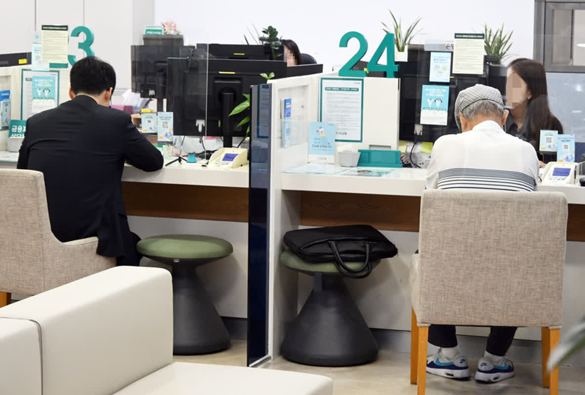 무늬만 우수대부업... 은행 KPI에 대부업체 대출실적 반영