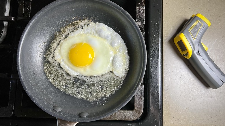 We tried 10 methods to cook fried eggs and found the best one
