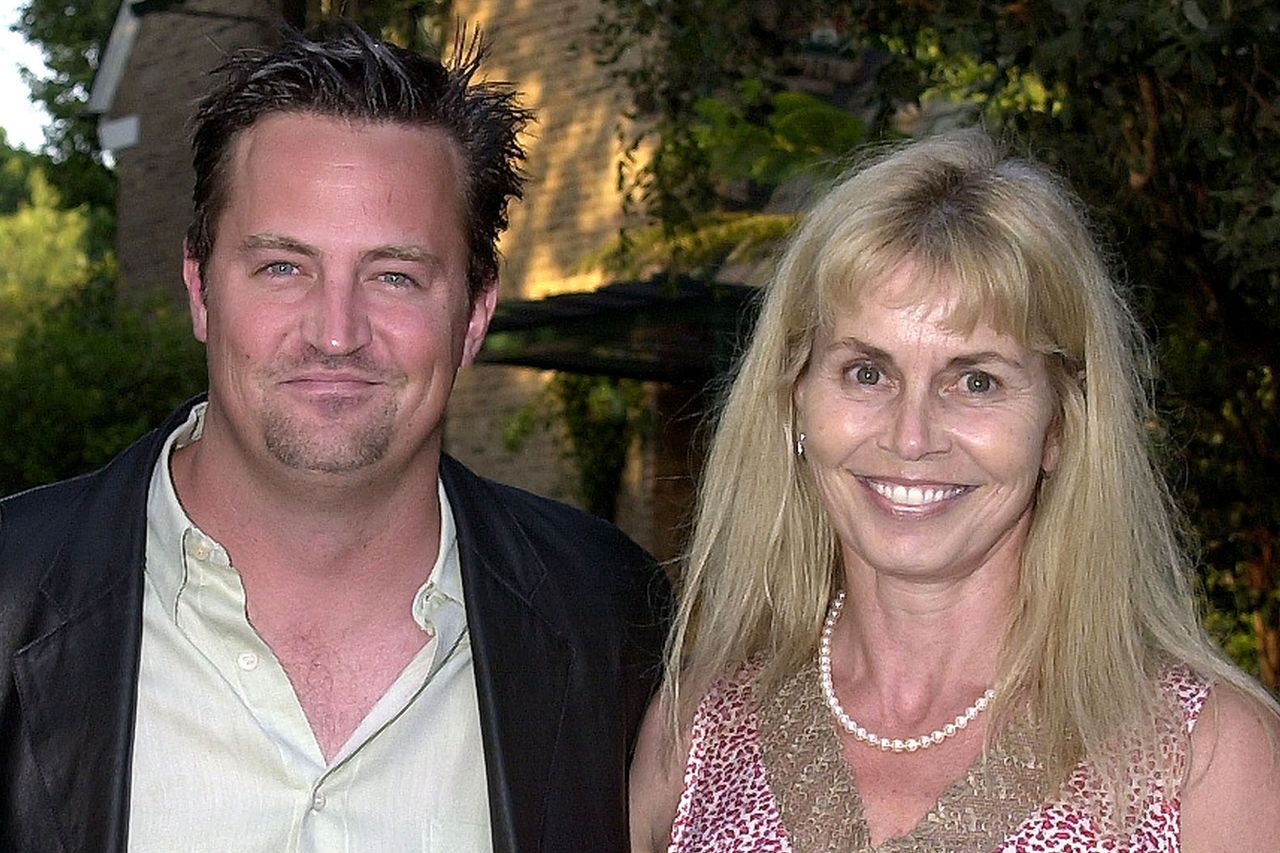 Matthew Perry with his mom, Suzanne Credit: Gregg DeGuire/WireImage