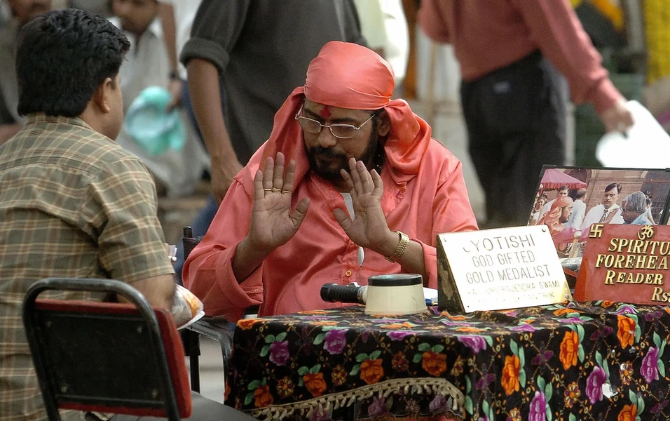 Astrologers highlight four birth dates tied to karmic love patterns