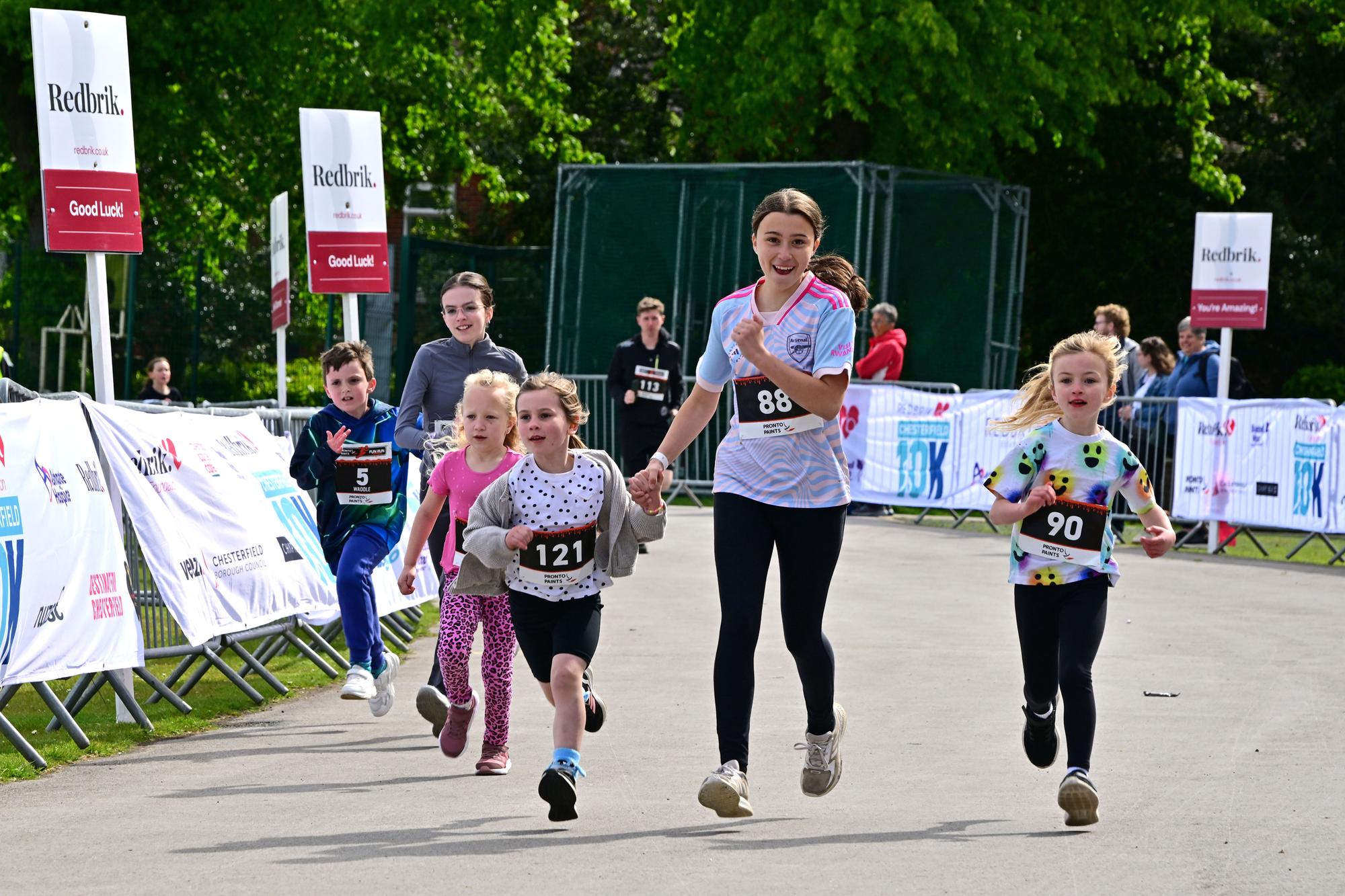 In pictures: Record-breaking Redbrik Foundation Chesterfield 10K ...