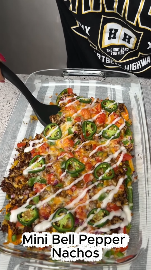 Mini bell pepper nachos with fresh and flavorful toppings