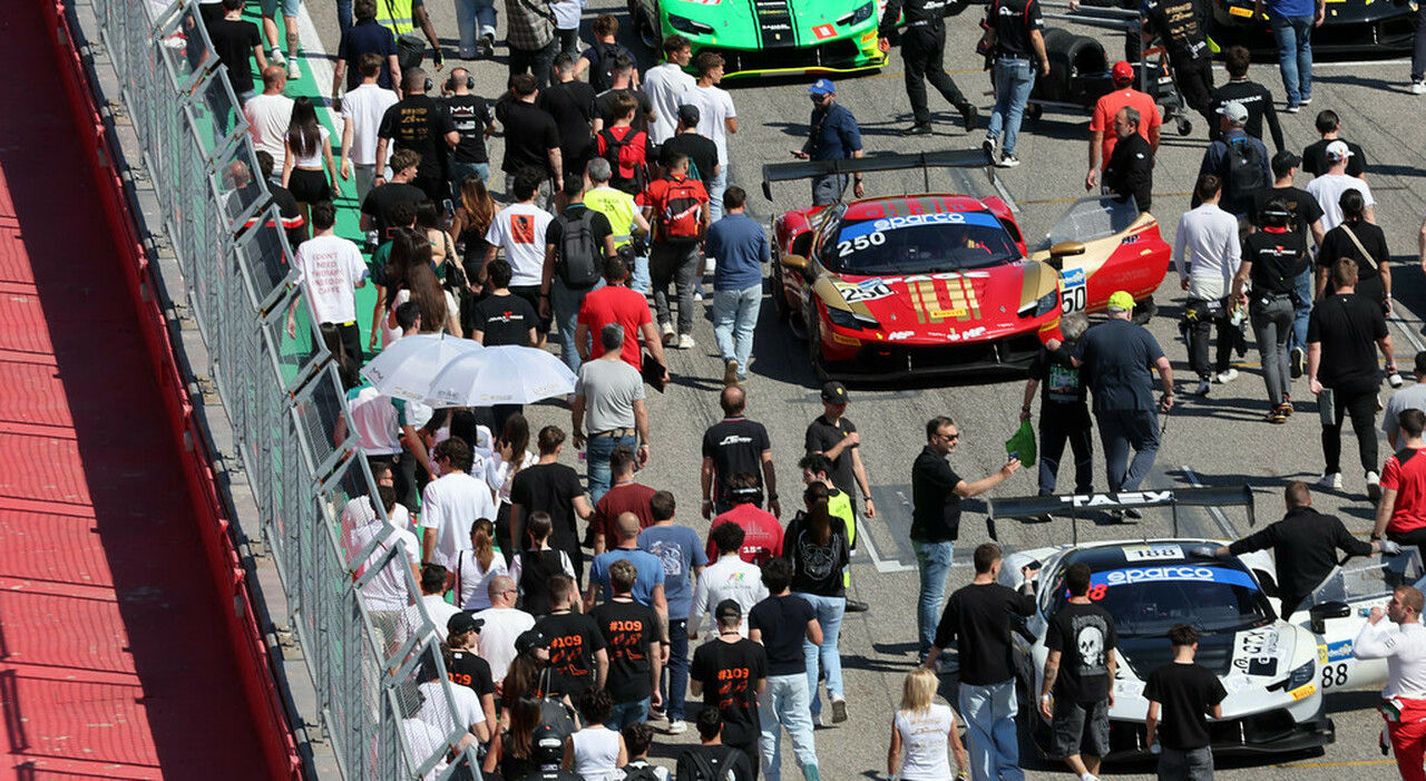 Vallelunga show: nel weekend il Campionato Italiano Gran Turismo ed ...