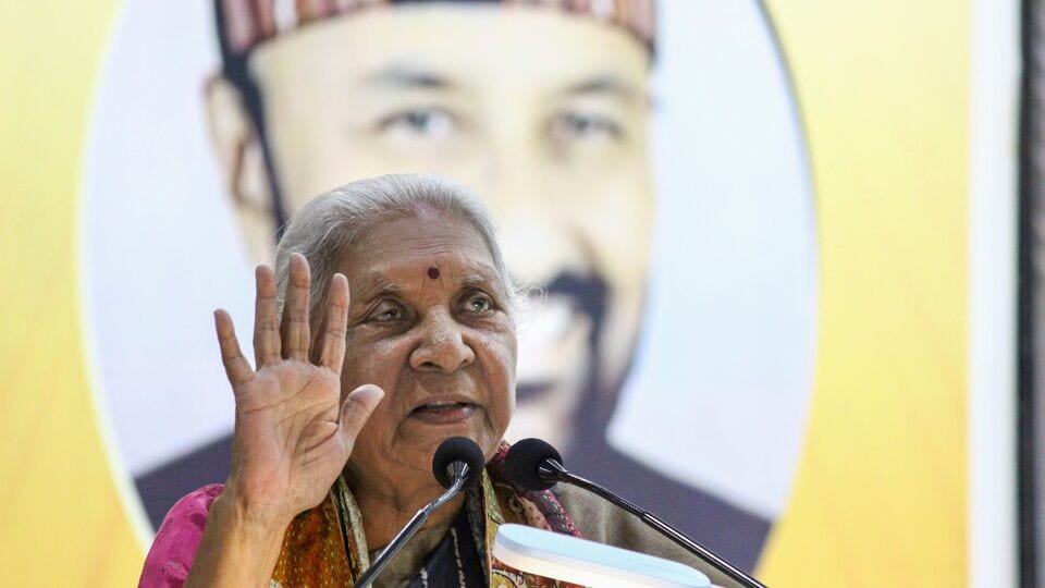 UP guv makes uniforms mandatory for students in state colleges ...