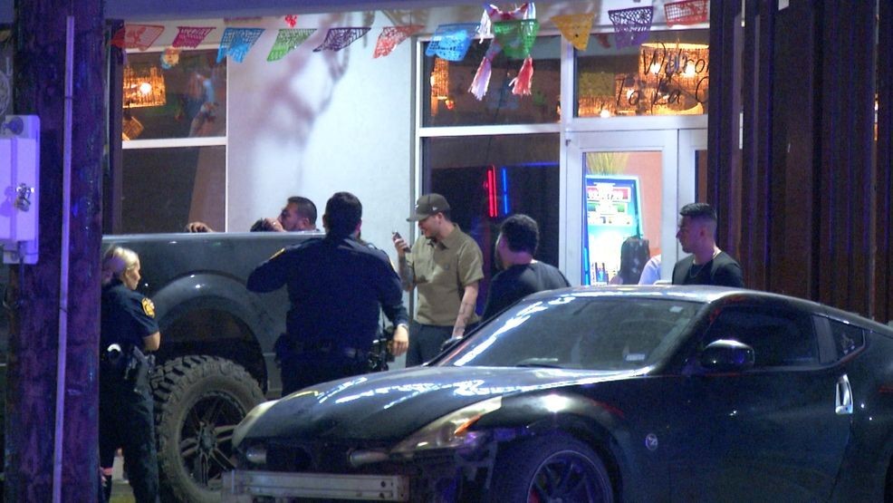 Angry patron opens fire outside La Carreta Bar & Grill after being ...