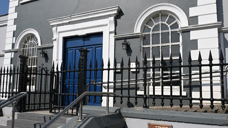 Man jailed after shouting abuse at gardaí in West Cork and defecating ...