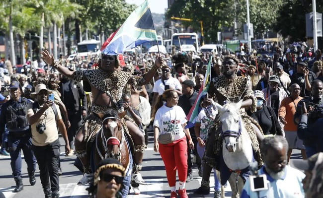 Political parties accused of exploiting illegal immigration as an ...