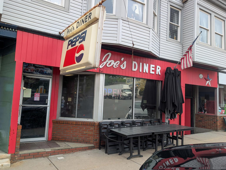 Did this Western Mass. diner inspire a Norman Rockwell painting? It’s ...
