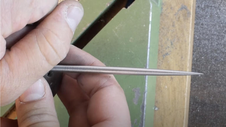 Don't throw out your old screwdrivers – repurpose them into different ...