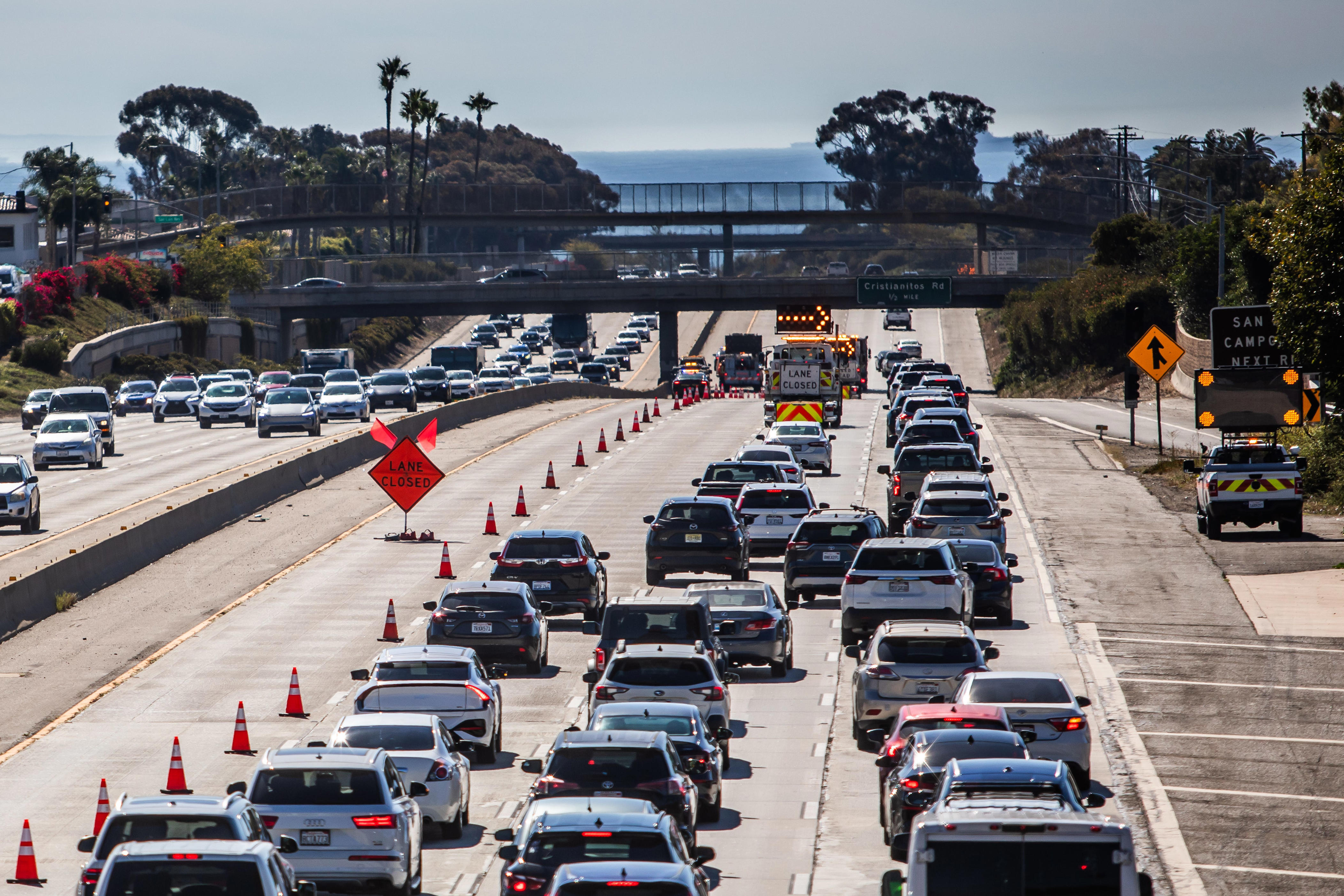 Why fast-moving buses on California's freeways could be the future