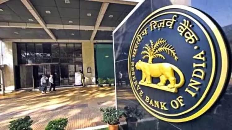 Why inflation and a falling rupee may push RBI to hike rates in June