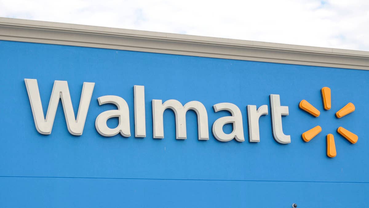 Walmart's $129 outdoor storage shed: A spacious solution for garage and ...