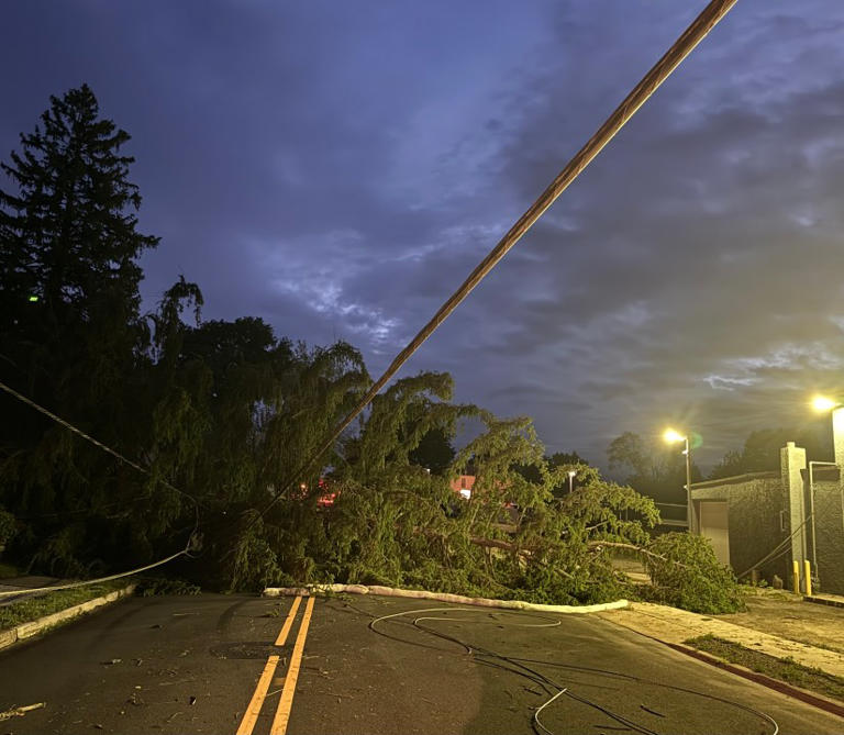 Strong winds rip through Montgomery County, leaving thousands without power