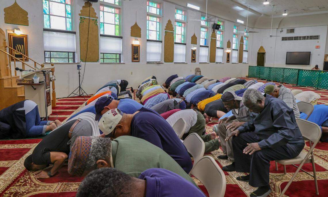 After San Diego mosque shooting, South Florida Muslim groups encourage ...