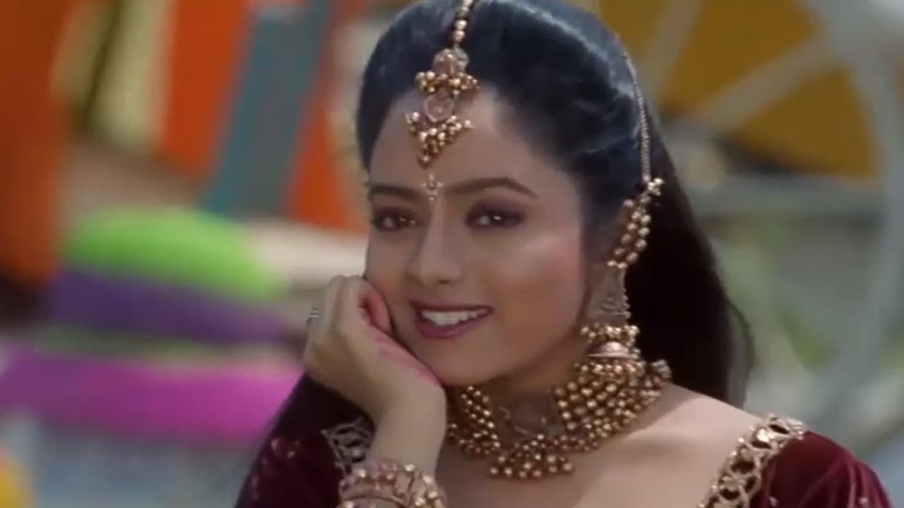 Soundarya: 12 మంది హీరోలు వద్దన్న మూవీ.. సౌందర్య సినిమా ఫ్లాప్ అయినా ...